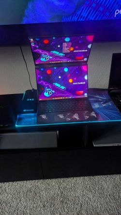 ASuS zenbook Duos screen touchscreen OLED 4k ultra 7 16Gb ddr5 1tb SSD m2 Solid+ cargador original Asus 65watts tipo c  no box original y no lapiz ple