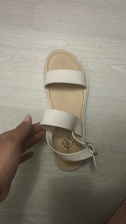 Sole Mate White Flat Sandals