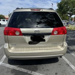 2008 Toyota Sienna
