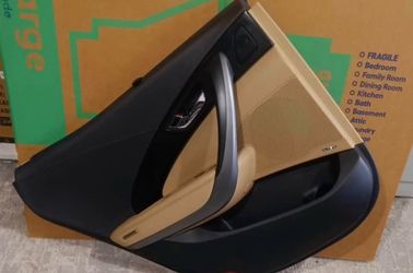 2013-2016  HYUNDAI AZERA Rear left  Driver side rear door panel