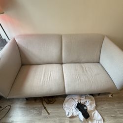  Sofa (free)