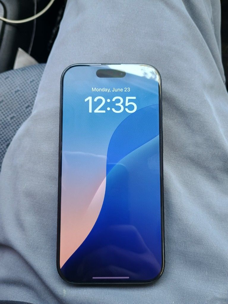 iPhone 16 Pro
