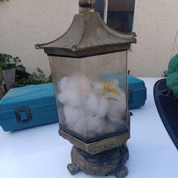 Cool Odd Weird Oriental Light Up Decoration Thing