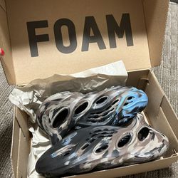 Brand New Men’s Adidas Yeezy Foam Runners Size 6 