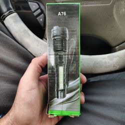 Rechargeable Super Bright Flash Light 