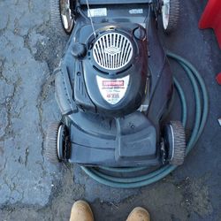 Craftsman Self-propelled Lawn Mower 