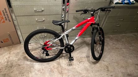 Diamondback RESPONSE 26” bike