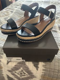 Women’s Sandals size 7