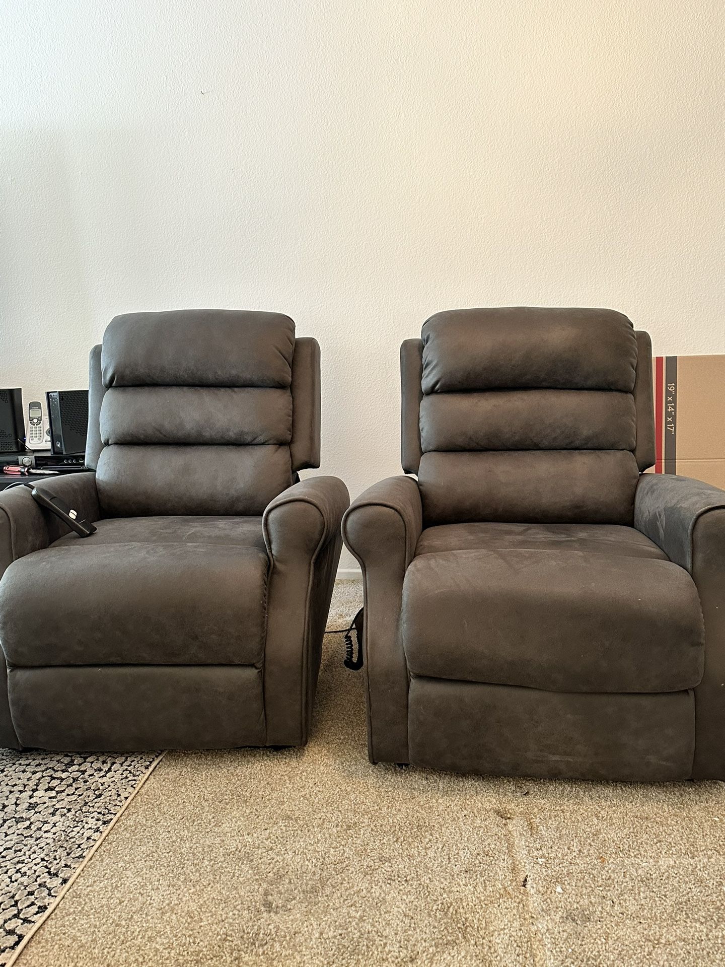 2 Dark Gray Power Lift Recliner Chairs for Sale in Grand Terrace, CA