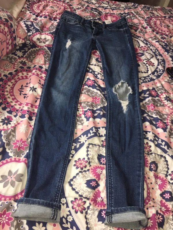 Hollister jeans