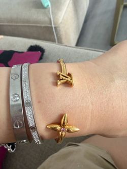 L V bracelet