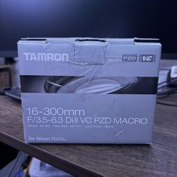 Tamron Lens 