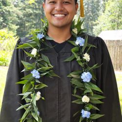 Fresh Graduation Leis Available Now! 
