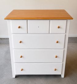White 5-Drawer Dresser (Solid & Sturdy)