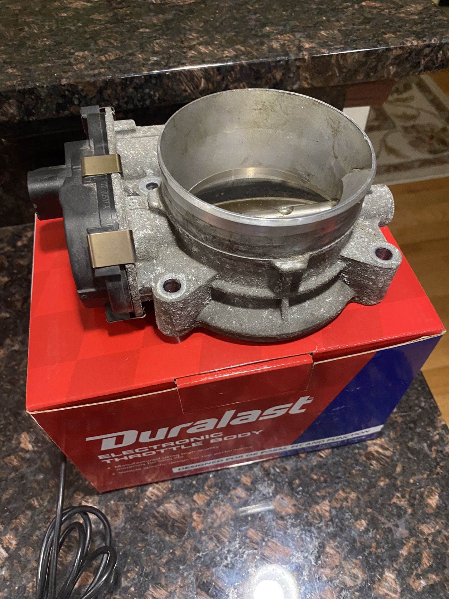 Throttle Body For 2007 Chevy Avalanche USED Part