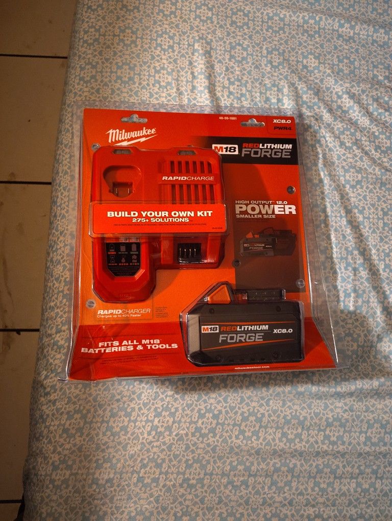 Milwaukee Forge Xc8.0 & Batery.