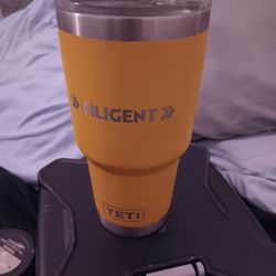 $10 ALPINE YELLOW DILIGIENT BRANDED GELL YETI CUP 