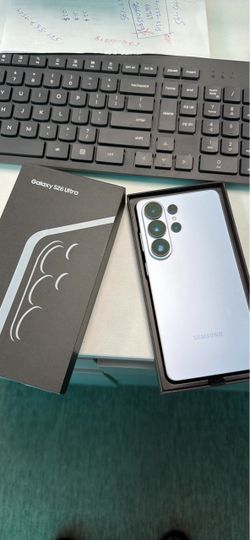 Unlocked Samsung Galaxy S26 Ultra 1TB like new