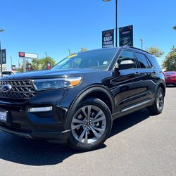 2021 Ford Explorer XLT Sport Utility 4D