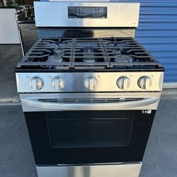 LG Gas Range