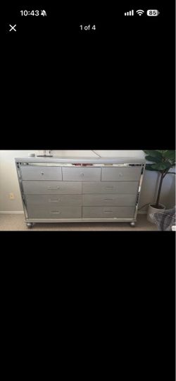 Silver Mirrored 9-Drawer Dresser