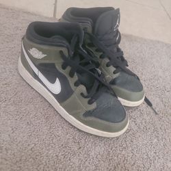 Nike Jordan Size 3.5 Boy