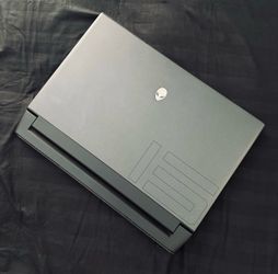 Alienware M15 R4 Gaming Laptop