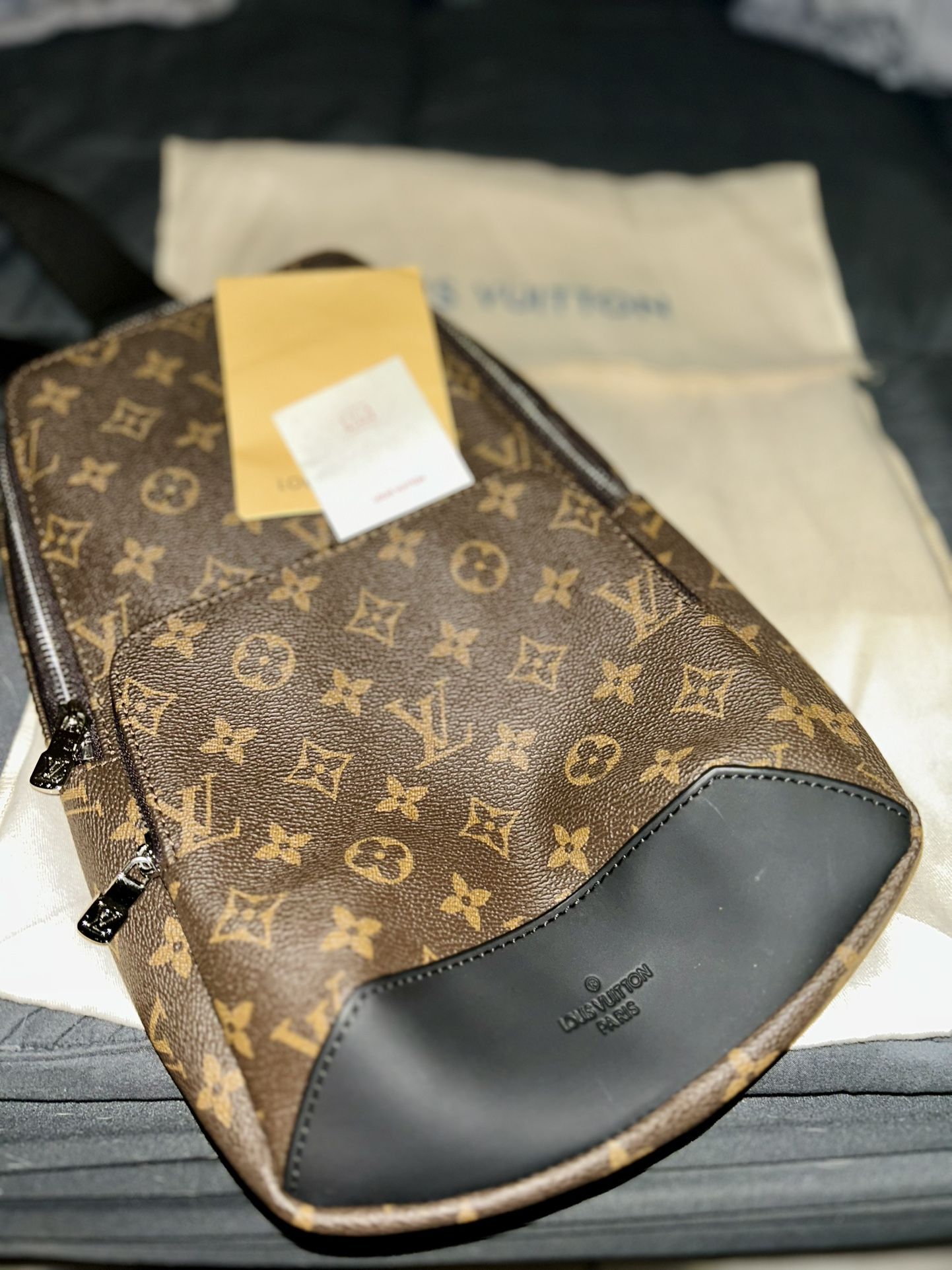 LV BAG Louis Vuitton Men’s Cross Bag - avenue slingbag