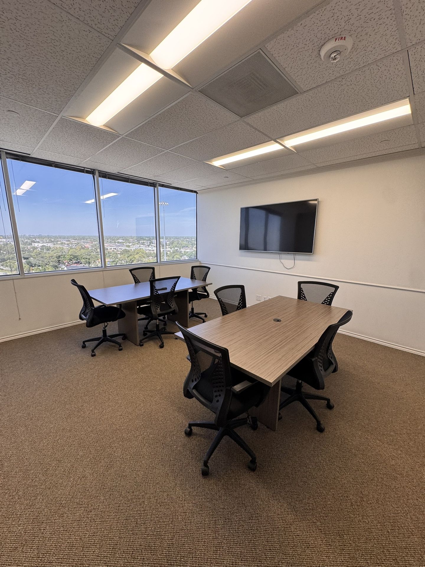 Office Desk And Chairs