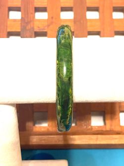 Collectible Day After Bakelite Bangle 130