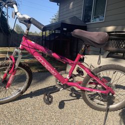 Girl’s bike