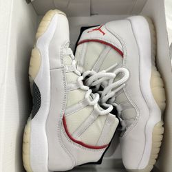 Size 6 - Jordan 11 Retro Platinum Tint 2018 - With Box