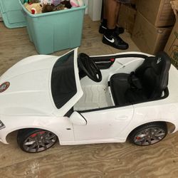 2-5 Year Old Maserati Car