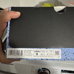 Jordan Retro 5 UNC Blue