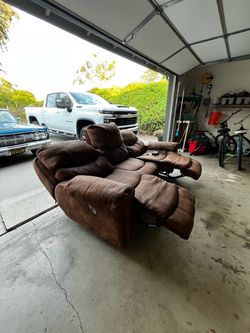 3 seater 2 reclining  couch