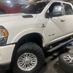 Chrome Wheel Fittipaldi Tims and Tires 