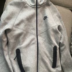 Nike tech fleece