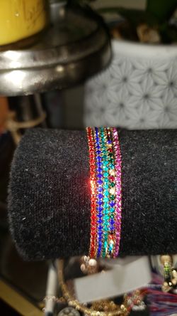 5pc Bracelet ❤💙💜💛🧡 $5