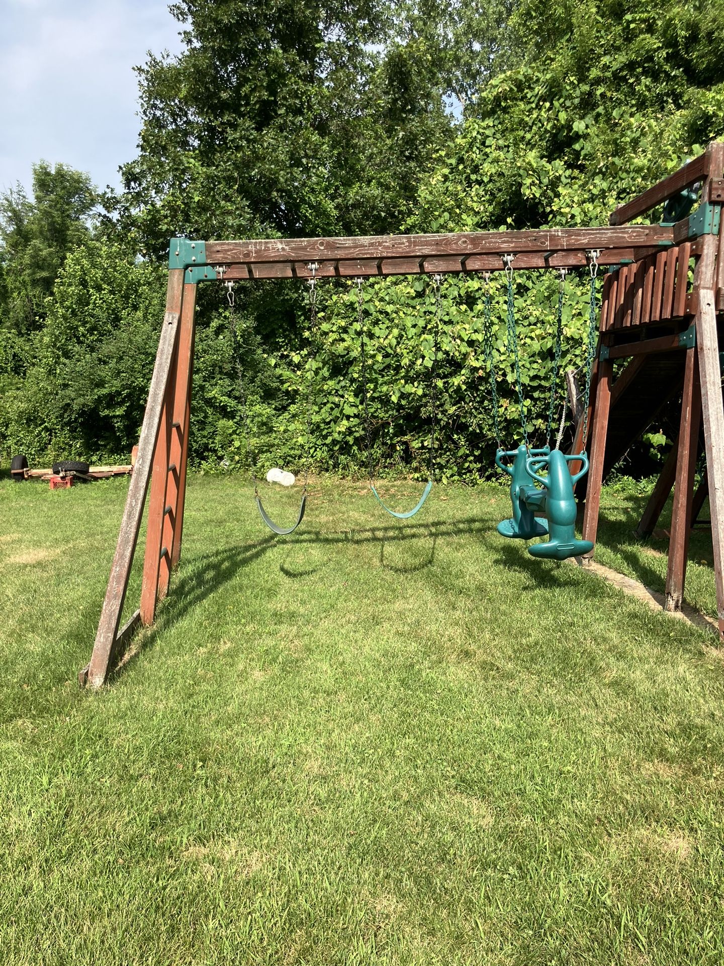Free Swing Set