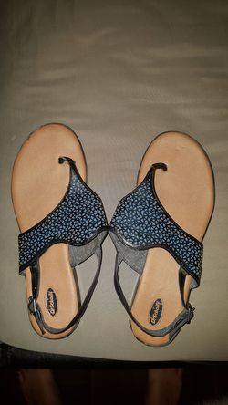 Dr Scholls sandles SZ 8.5 (very slightly used)