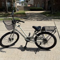 Pastel Green Townie Go Electric Lightly Used  Bicycle