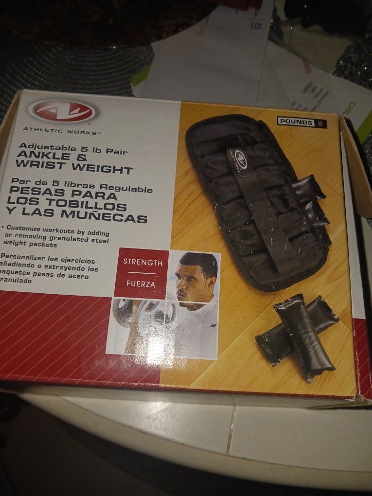 Athletic Works Brand New Ankle Or Wrists Weights 10 Firm