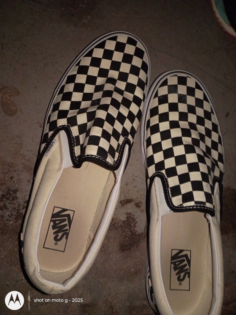 Vans .