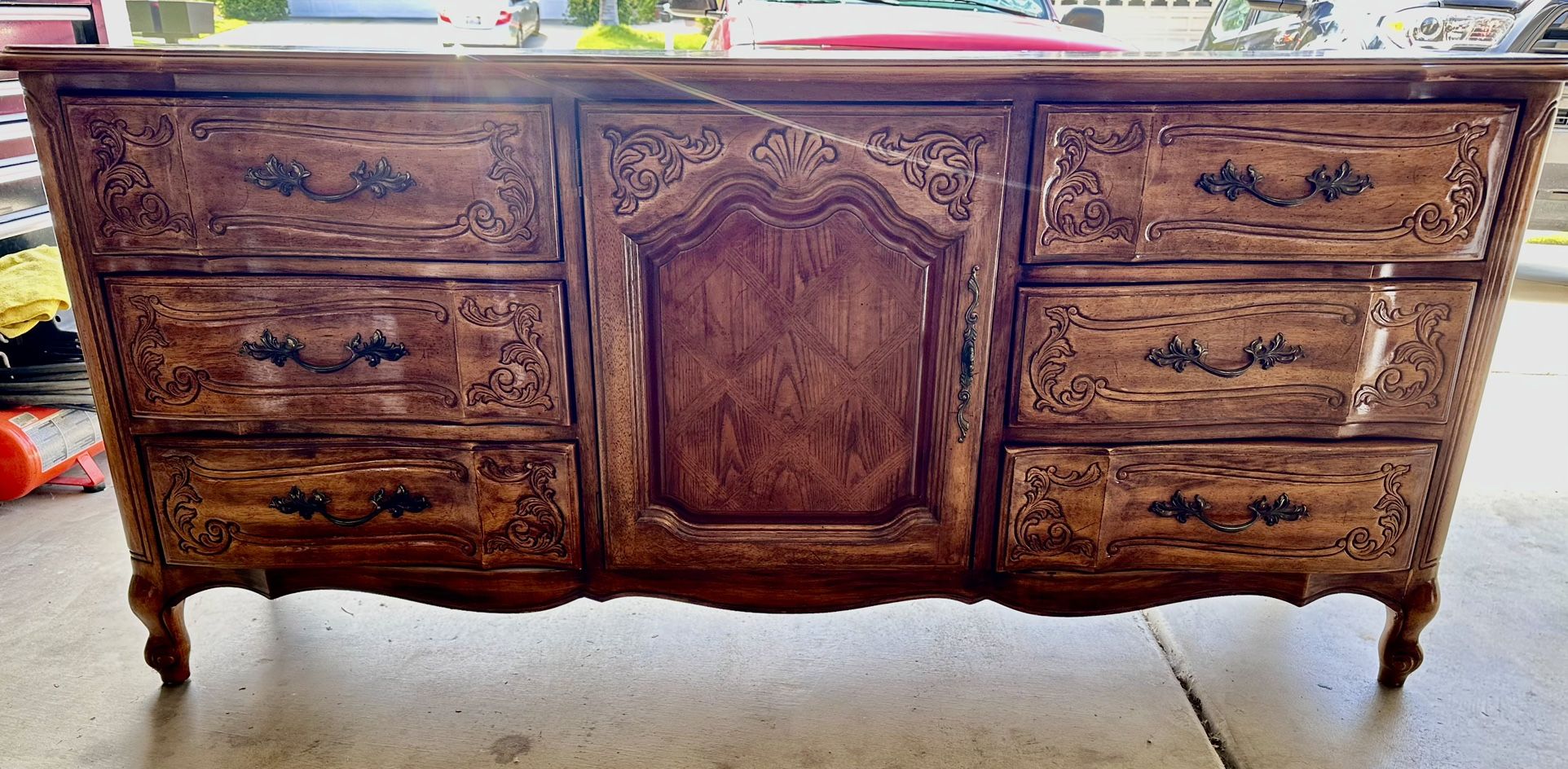 Bedroom Dresser With Mirror On 