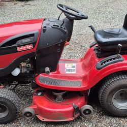 Craftsman 42in Riding Lawnmower 