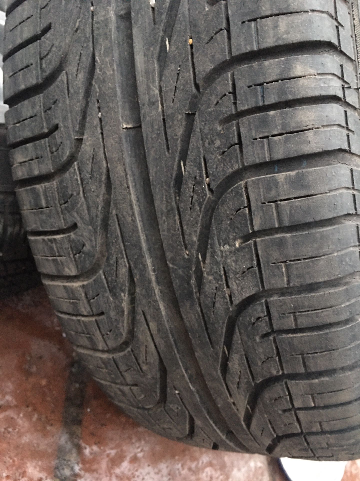 BMW 225/55R16