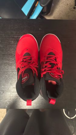 Nike Team Hustle D9 Youth 6/6Y