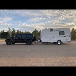 2021 Jeep Wrangler + 2011 17ft Toy Hauler