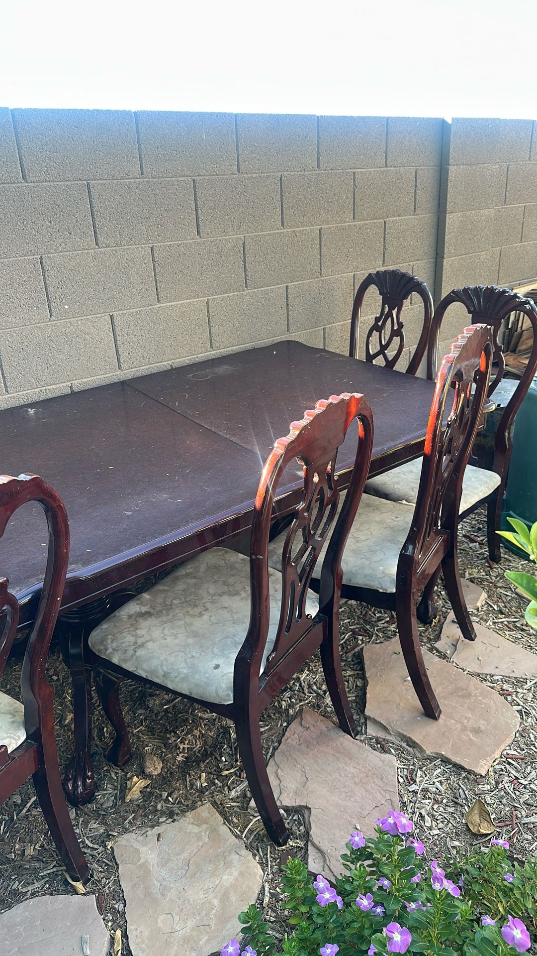 dining table