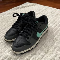 Nike Dunk Low Retro Green Glow